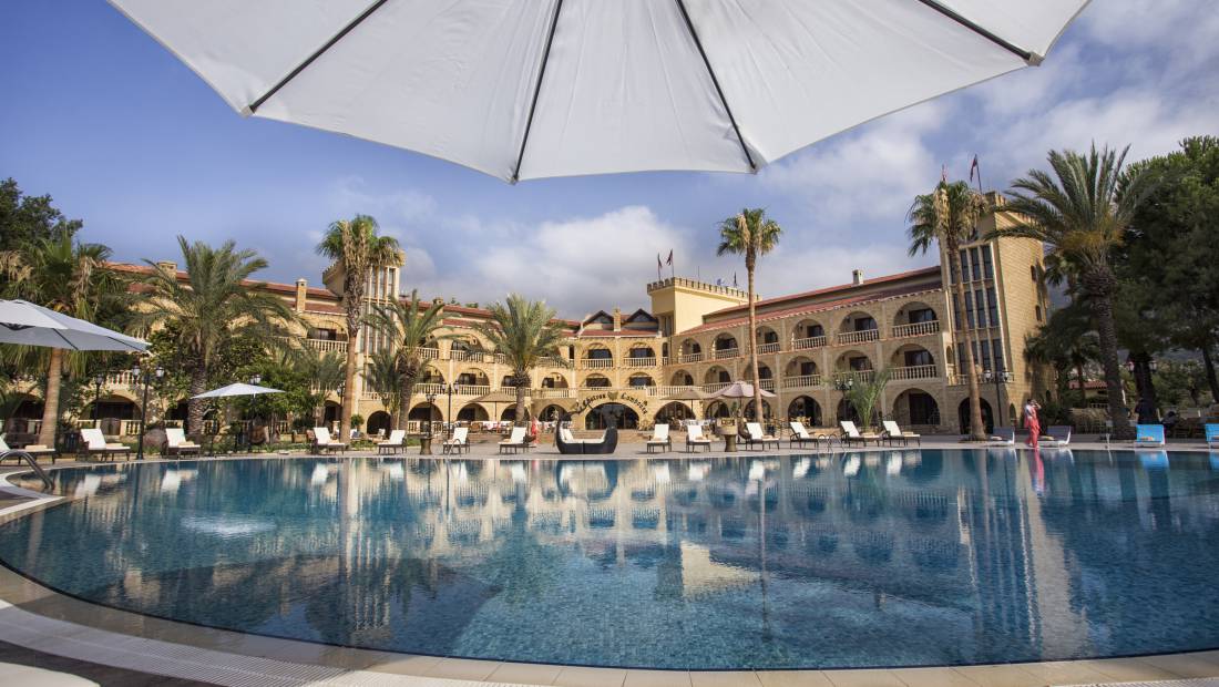 LE CHATEAU LAMBOUSA HOTEL