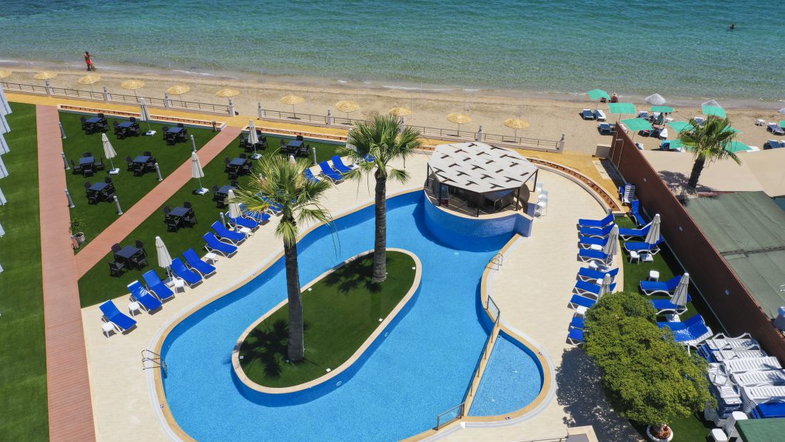 MIMOZA BEACH HOTEL