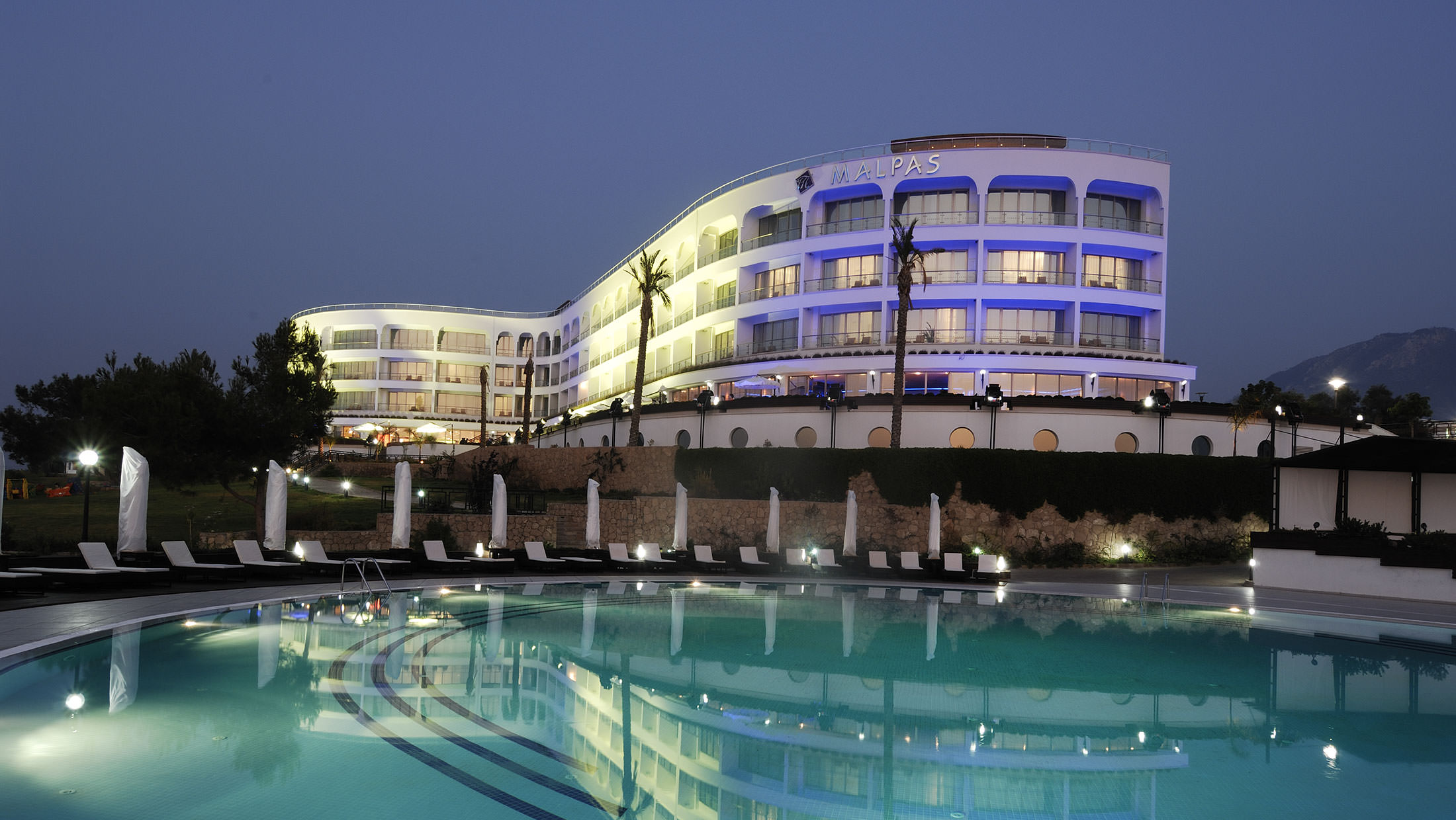 MALPAS HOTEL & CASINO