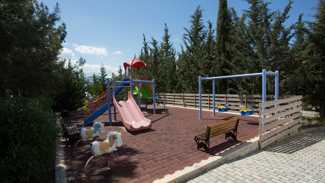 KORINEUM GOLF & BEACH RESORT