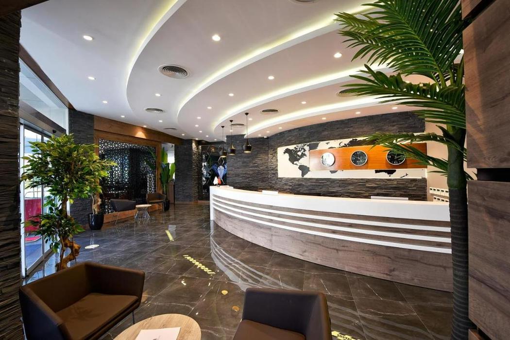 GRAND SAPPHIRE  CITY HOTEL