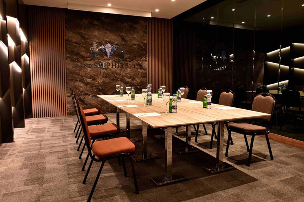 GRAND SAPPHIRE  CITY HOTEL