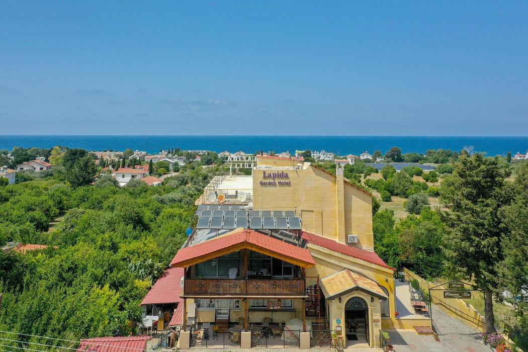 LAPIDA GARDEN HOTEL