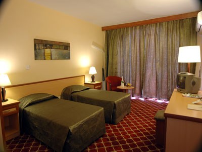 LIFE HOTEL