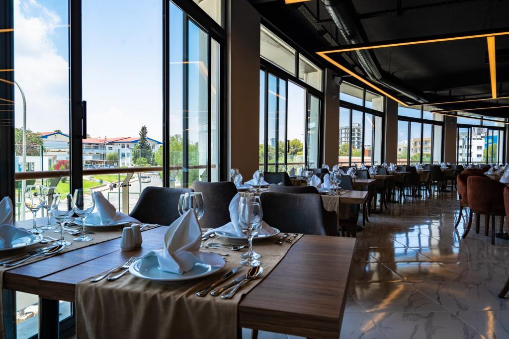 Novel Centre Point Hotel